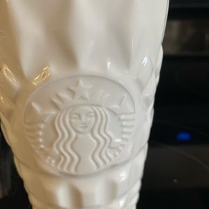 Star Bucks coffee mug no defects.